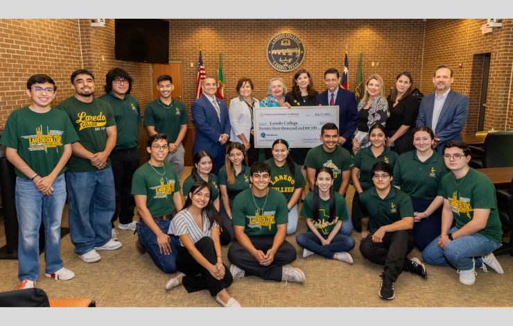 Laredo College y Consulado Mexicano Amplían Oportunidades Educativas a través del Programa de IME Becas