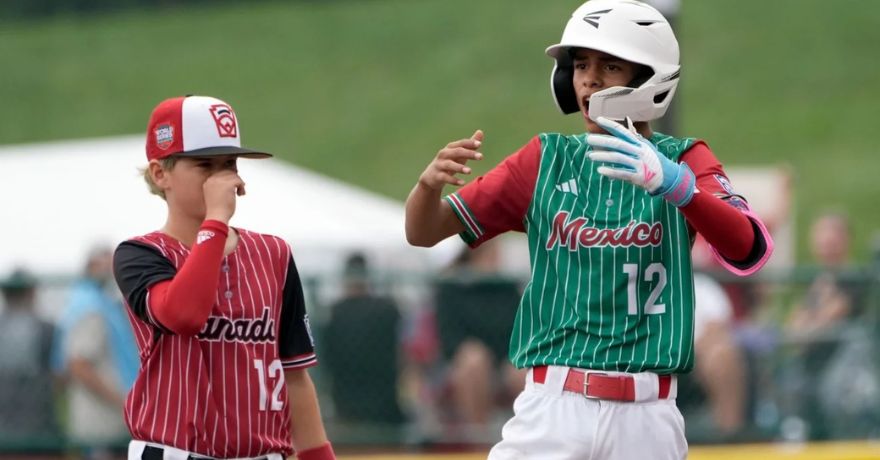 México vence y blanquea 8-0 a Canadá y sigue en Williamsport