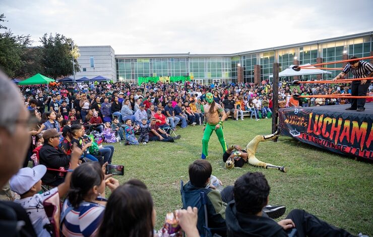 Laredo College celebra el Fall Fest 2024 con lucha libre, música y más