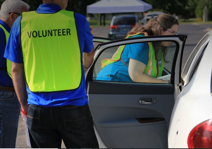 Evento CarFit en Laredo: Seguridad y Comodidad para Conductores Mayores