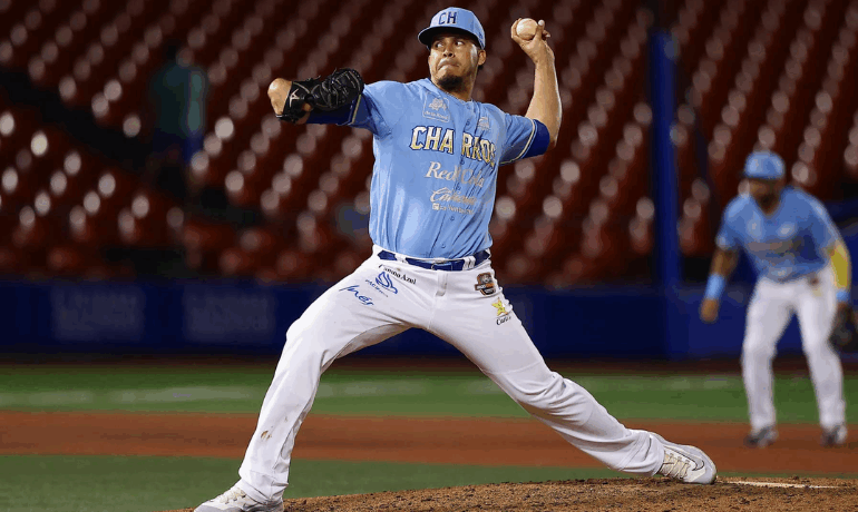 Charros de Jalisco saca el de la honra ante los Sultanes