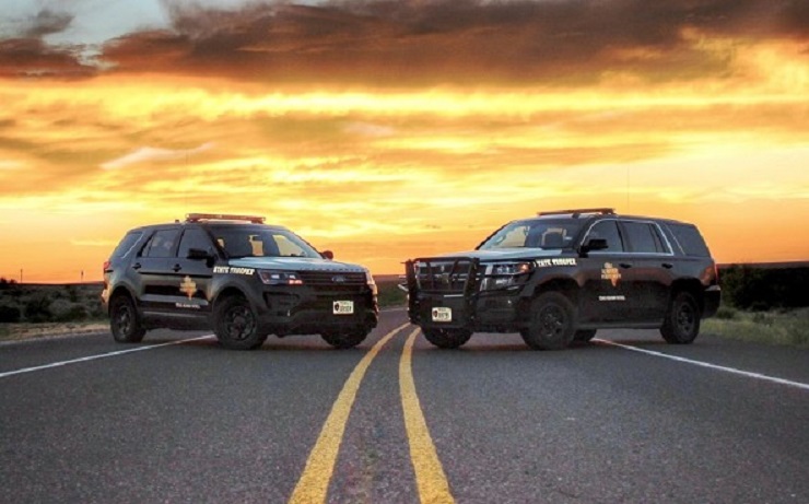 Persecución en autopista IH-10 termina con fuga de traficante; 19 migrantes fueron detenidos en Hudspeth