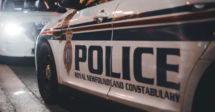 Agentes federales intensifican operativos contra inmigrantes en Anaheim