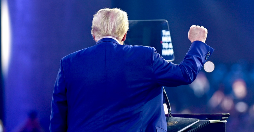 Trump ofrece discurso sobre economía en Carolina del Norte en medio de retos financieros