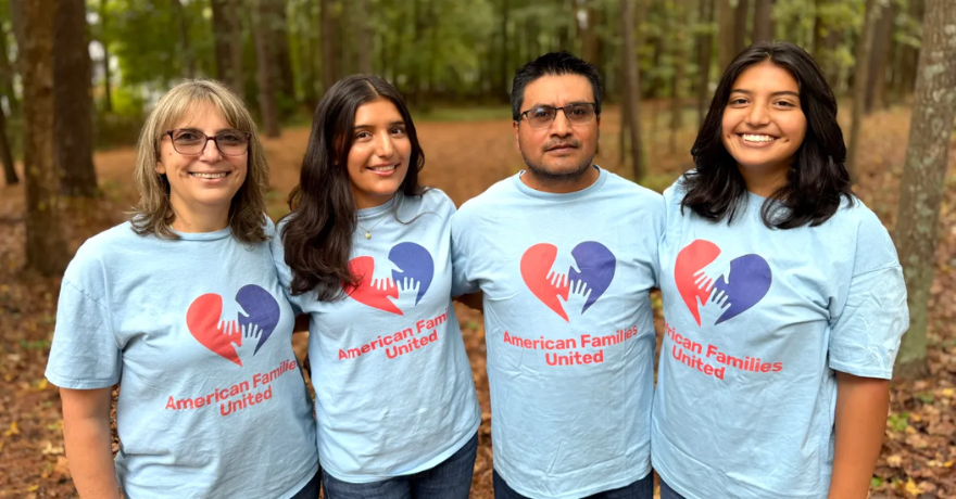 Política migratoria quiebra familia en Carolina del Norte con autodeportación de padre tras 30 años en EE.UU.