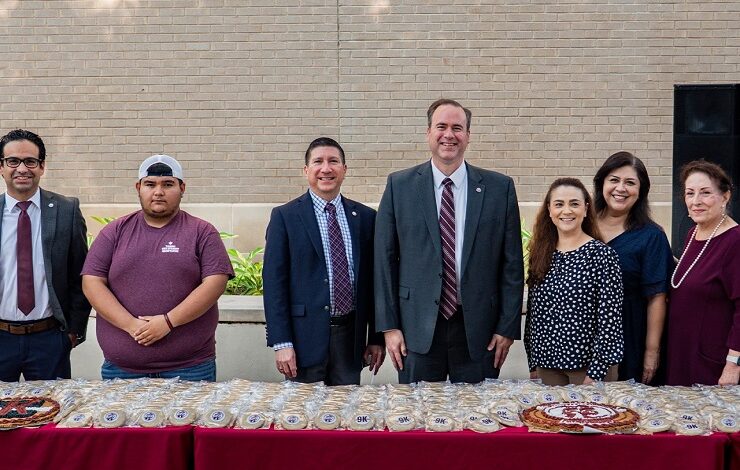 TAMIU celebra su 55 aniversario con récord histórico de más de 9,000 estudiantes y nuevo presidente