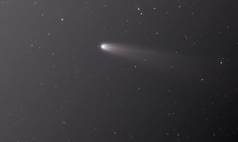 Cometa interestelar 3I/ATLAS alcanza su punto más cercano a la Tierra y es observado desde Texas