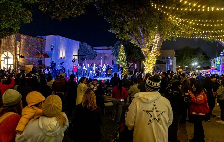 Laredo College ilumina diciembre con emotiva ceremonia del Árbol Navideño
