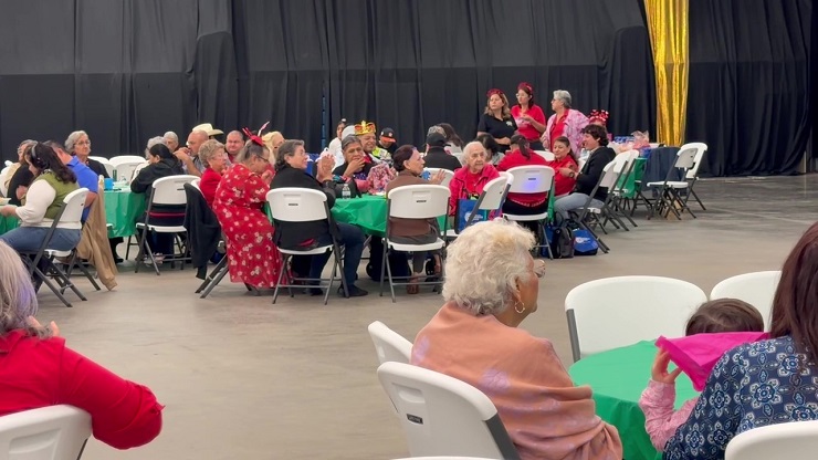 Sheriff Martin Cuellar celebra a adultos mayores con orientación y seguridad en Laredo