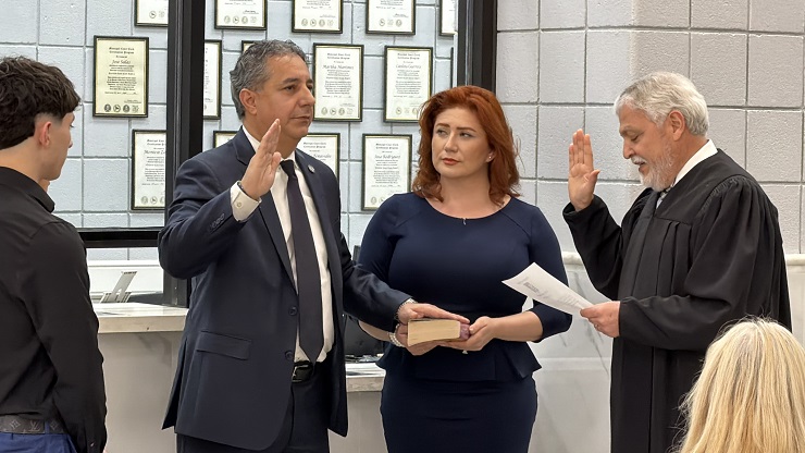 Corte Municipal de Laredo toma protesta a nuevo juez asociado Javier Montemayor