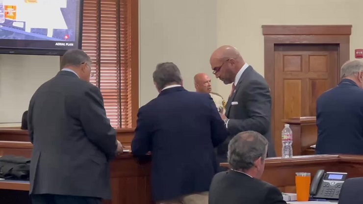 Avanza proyecto de la Feria del Condado de Webb y edificio del Sheriff está listo para operar