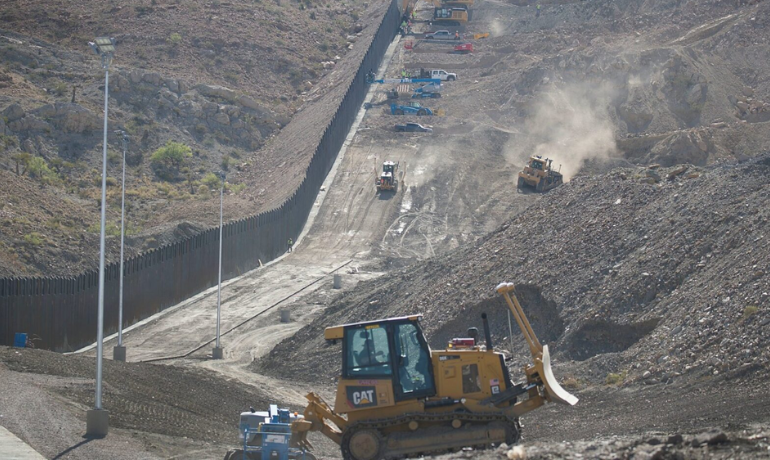 Trump acelera el “muro inteligente” con inteligencia artificial en la frontera con México